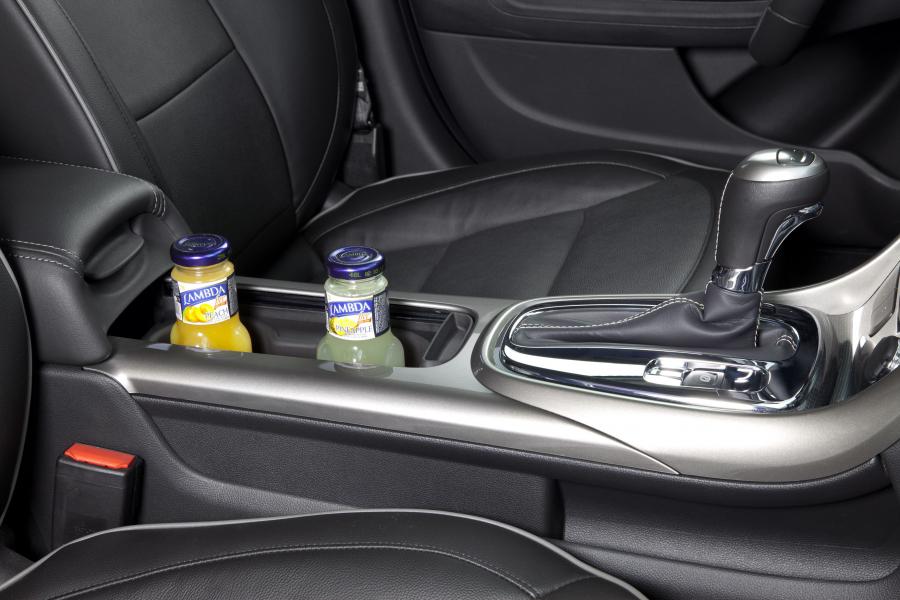  Chevrolet Malibu 2012 года  (EU) (фото 17 из 105)